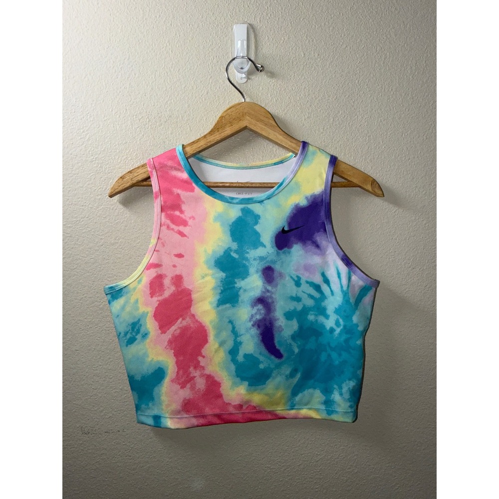 Women's Nike Drifit Cropped Tank Size Medium